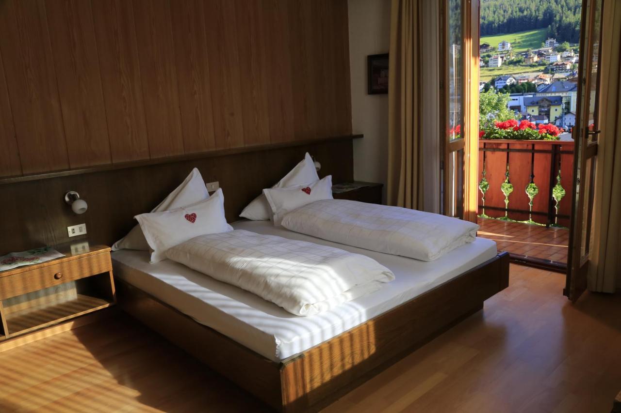 Garni Panoramik Hotel Ortisei Bagian luar foto