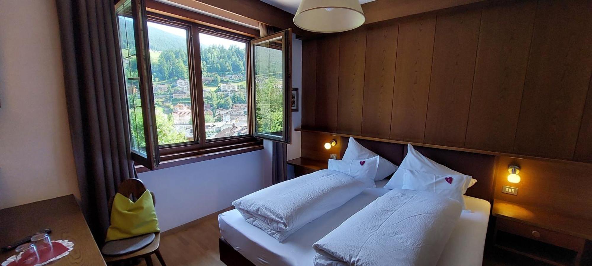 Garni Panoramik Hotel Ortisei Bagian luar foto